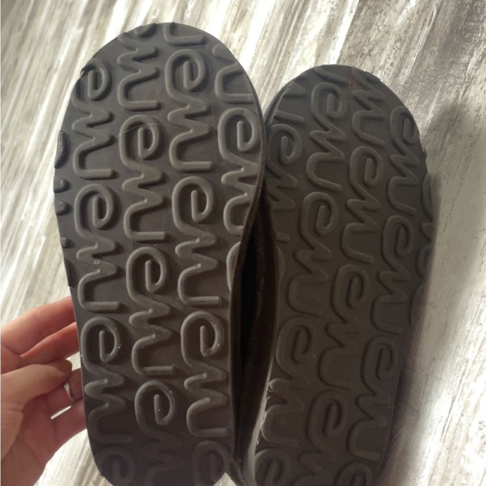 emu boots - Picture 4 of 4